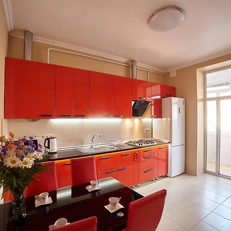 2 Bedrooms 150m From Opera House *