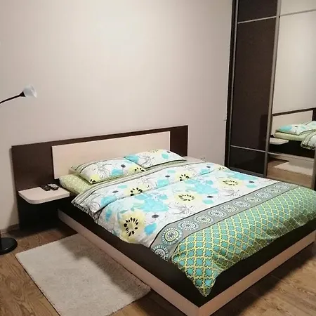 아파트 2 Bedrooms 150m From Opera House 리비프