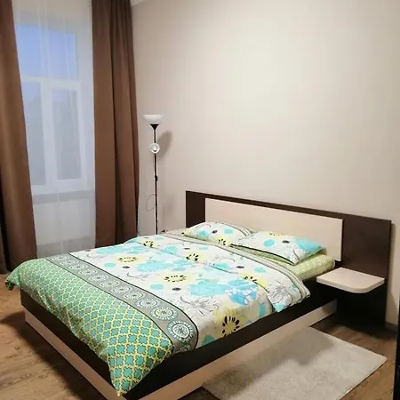 2 Bedrooms 150m From Opera House